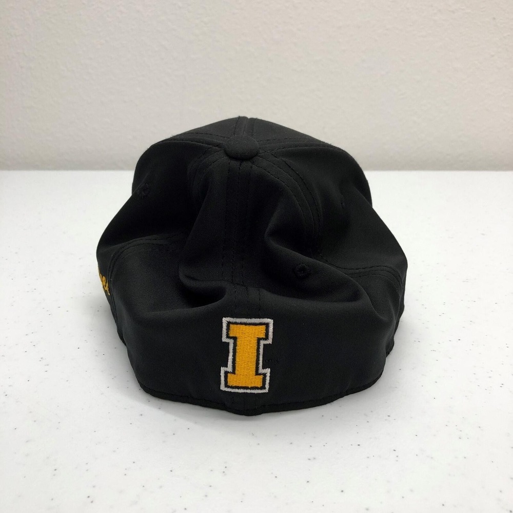 Iowa Hawkeyes Hat Cap Fitted Mens Large Black NCAA Football Top Of The World - Picture 4 of 9